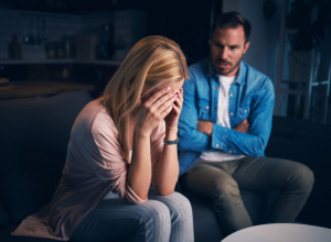 MUŽ JE SVE ČEŠĆE ODLAZIO U ŠKOLU NAŠE DECE, nisam ni sanjala šta se dešava! A onda je usledilo zaprepašćujuće priznanje!