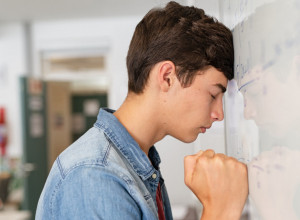 UKOLIKO SRČANI PRITISAK DUŽE VREME PRELAZI OVE VREDNOSTI, preti pojava poremećaja koji može ozbiljno da ugrozi i mentalno zdravlje! Nisu pošteđeni ni mladi!