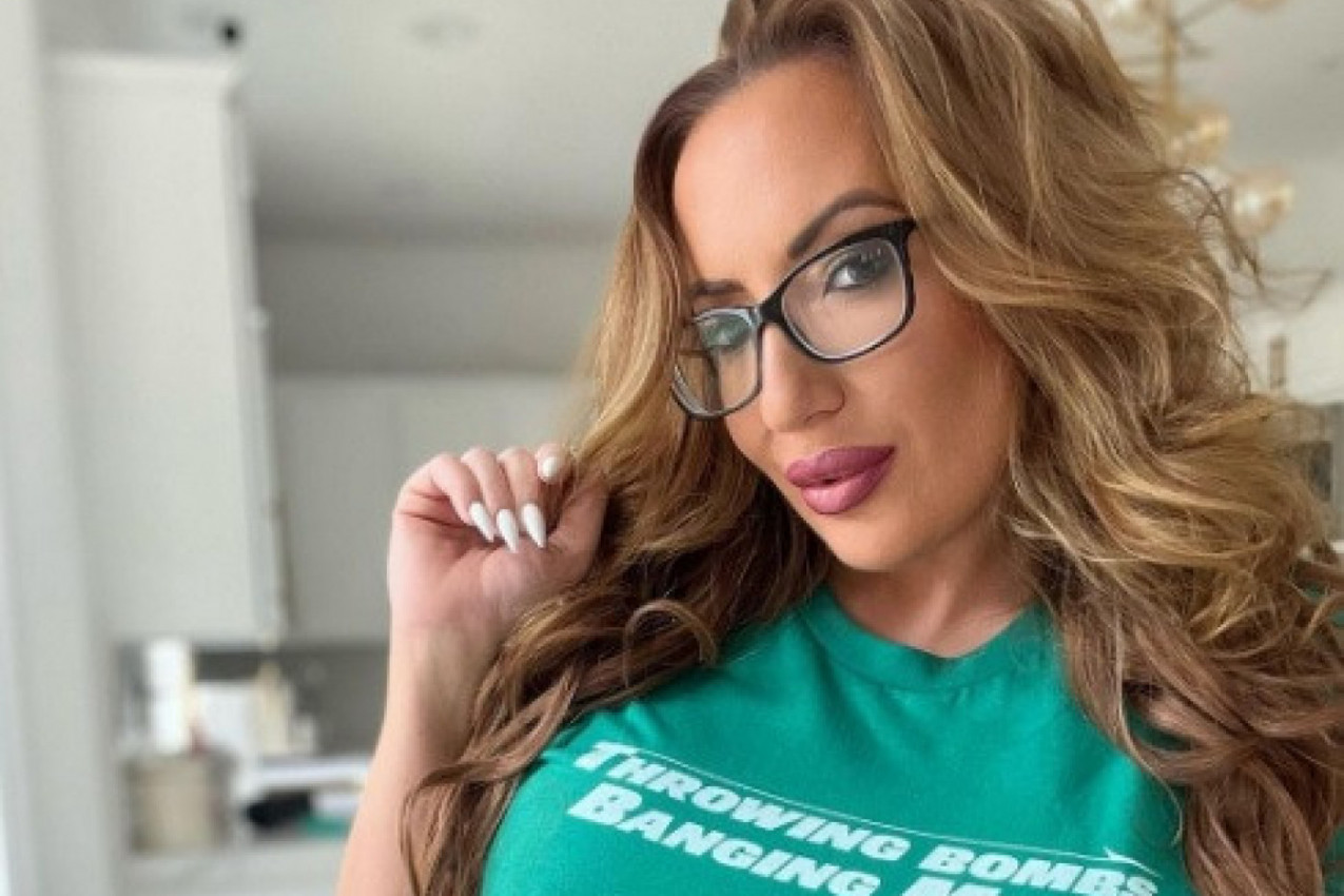 MLAĐI MUŠKARCI ME PRIVLAČE JER SU MNOGO GRUBLJI U KREVETU: Zvezda filmova za odrasle otkrila šta voli da joj partneri rade van kamera (FOTO)