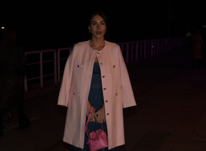 SVI GLEDAJU U ANASTASIJINE NOGE: Mlada pevačica opet privukla veliku pažnju (FOTO)