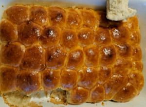 BABL HLEB KOJI OBOŽAVA CELA PORODICA: Popularno jelo kojim ćete oduševiti i najmlađe, pogledajte zbog čega je on tako poseban (FOTO)