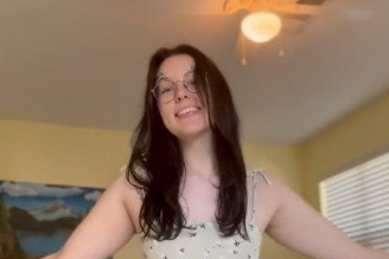 O TELU OVE DEVOJKE SVI PRIČAJU: Zaista je tužno i zastražujuće (VIDEO)