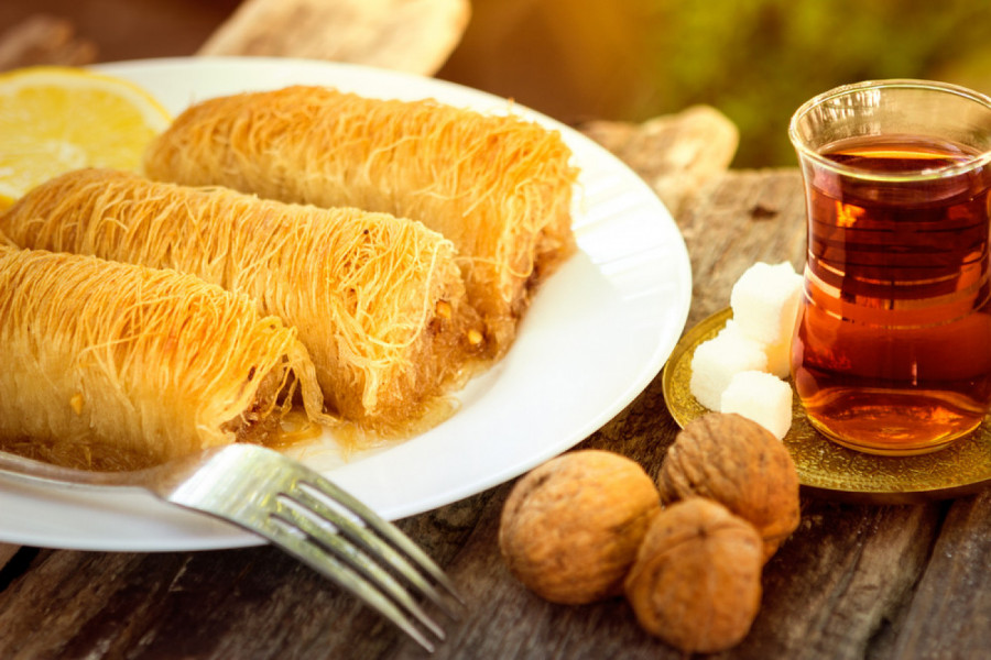 EVO KAKO DA SAMI NAPRAVITE KADAIF, lakše je nego što se misli (FOTO)