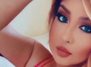 DIZAJNERKA BUJNIH GRUDI DOKAZALA UŽIVO DA SU ONE PRAVE: Muškarci me stalno pitaju jedno te isto, a još više im se dopadne moj odgovor (VIDEO)