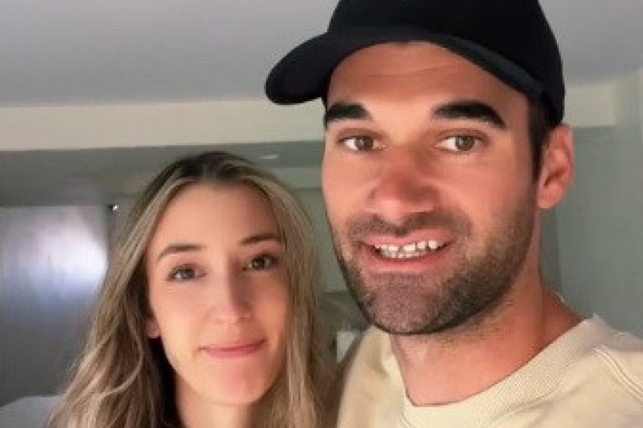 TRAŽIO OD DEVOJKE NA PRVOM SASTANKU DA I ONA PLATI RAČUN: Reakcija njegove partnerke ga je šokirala, tome se niko nije nadao (VIDEO)