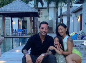 DA SU SE RANIJE SRELI ON BI BIO UHAPŠEN! Par otkrio detalje kontroverzne romanse i postao svetski poznat! (FOTO)