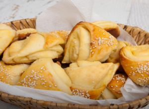 KUPUS KIFLE: Jedino pecivo koje će biti mekano kao duša i sutradan!