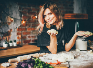 KAKO DA HLEB NE BUDE TVRD: Kada ovo povrće dodate u testo biće mekano kao puter (FOTO)