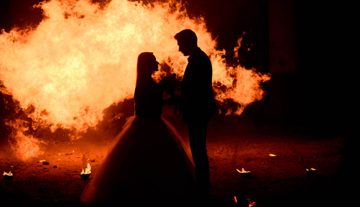 SLEDI NEDELJA STRASTI I VELIKIH PREOKRETA U LJUBAVI: Bikove čekaju nova iskustva, Blizance povezivanje s partnerom, a Strelčeve neobavezna veza!