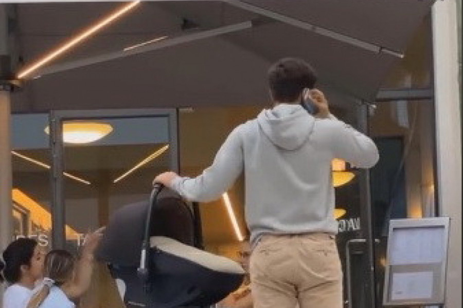 OSTAVIO JE NA TREN BEBU U BAŠTI KAFIĆA I KADA SE VRATIO NJE NIJE BILO! Snimak uteruje strah u kosti, a reakcije ljudi koji su ispijali svoje kafe će vas zaprepastiiti! (VIDEO)