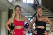 SVI IH GLEDAJU U NEVERICI: Majka i ćerka napravile pometnju, niko ne može da primeti razliku među ovim lepoticama (VIDEO)