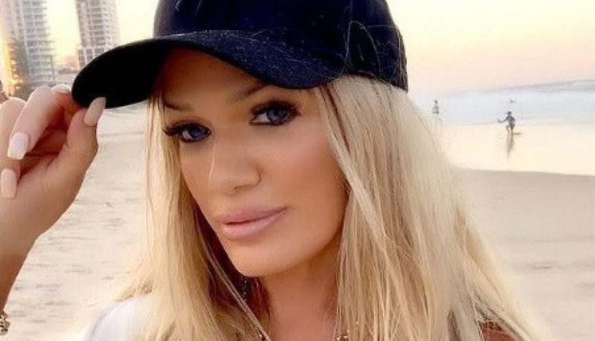 NAJZGODNIJA BAKA NA SVETU PODELILA SAVETE ZA ZAVOĐENJE: Evo kako ona osvaja upola mlađe mukarce (FOTO)