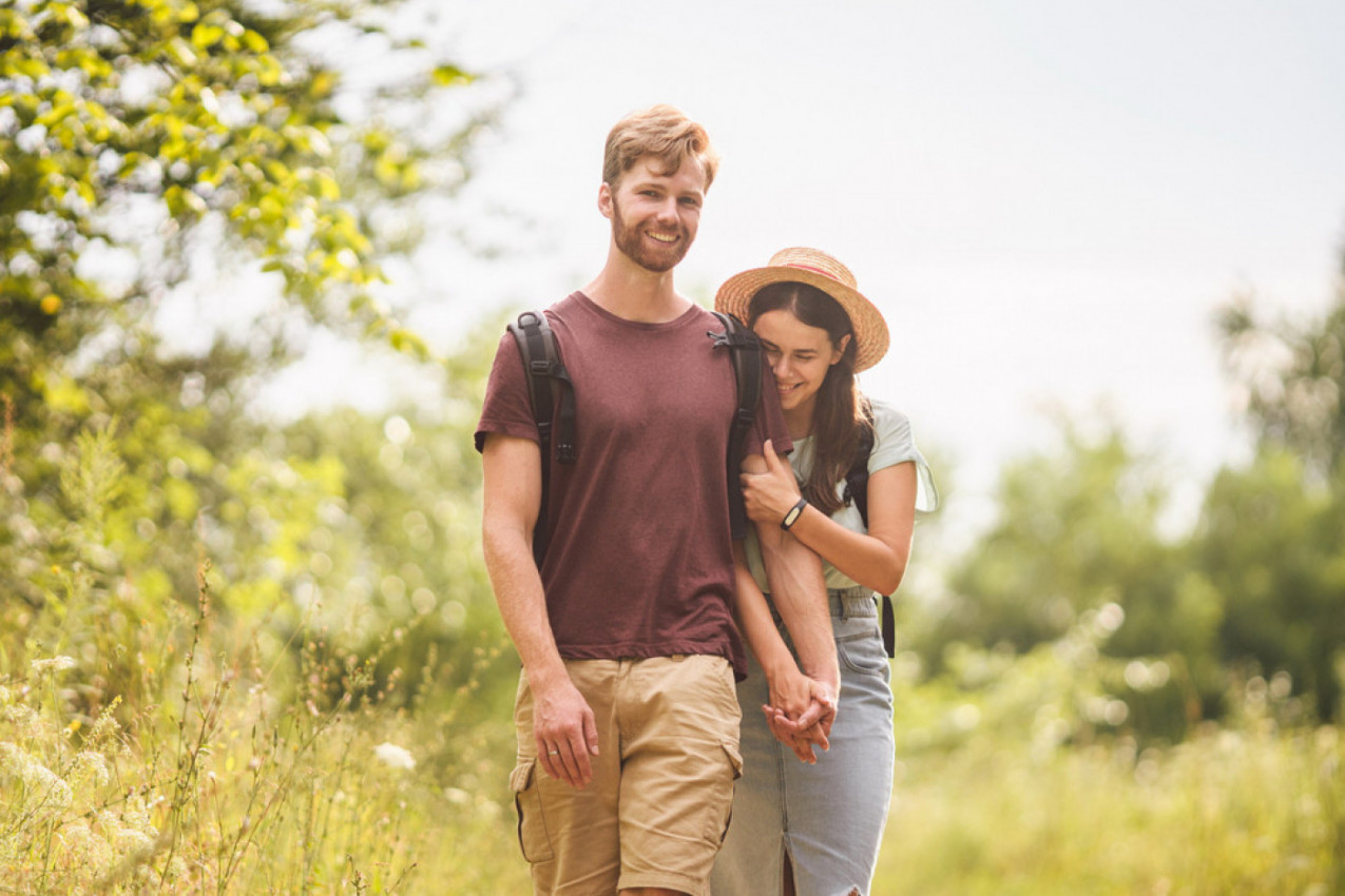 KOLIKO VISINA MUŠKARCA UTIČE NA INTIME ODNOSE: Visoki su zadovoljniji i imaju više uspeha kod žena a niži duže žive (FOTO)