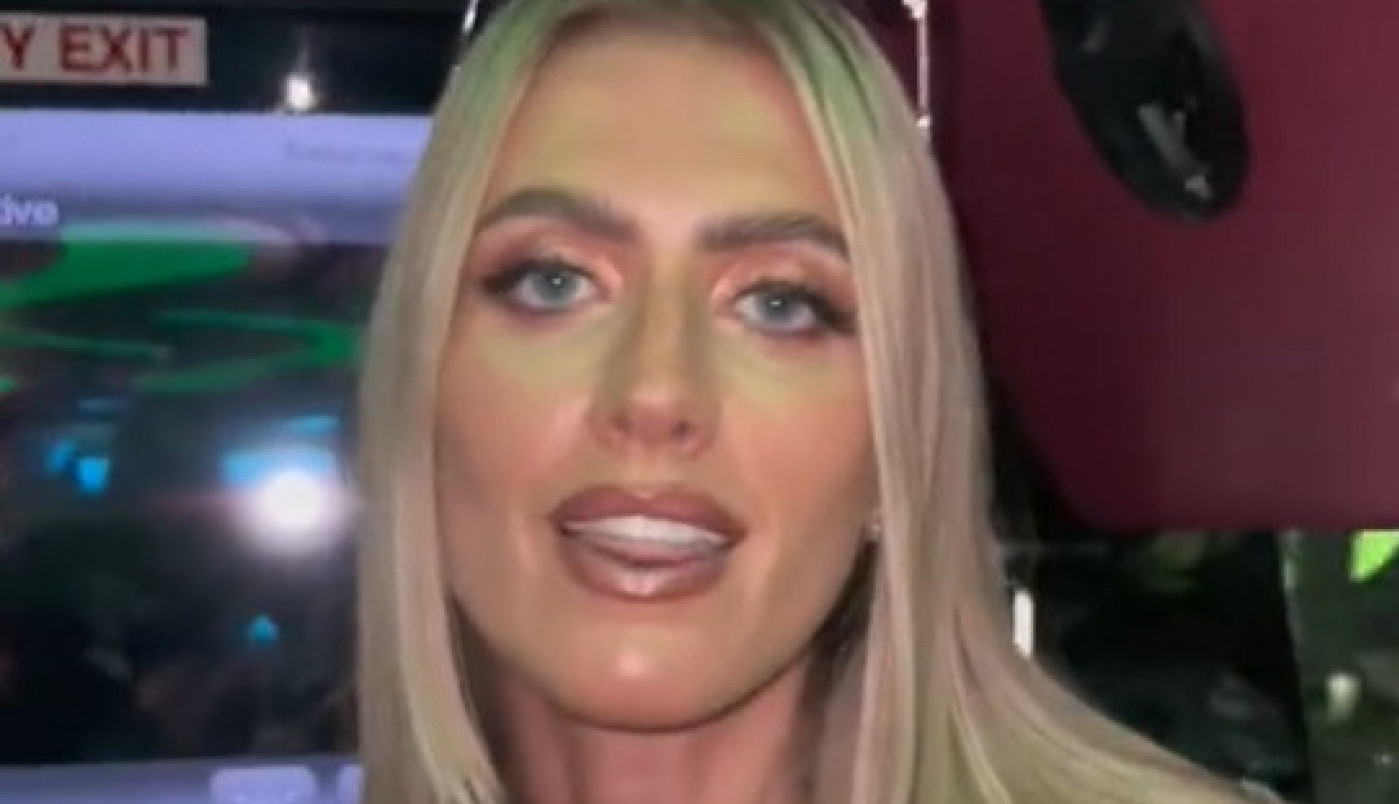 O OVOJ BIZARNOJ ŽURKI ZA 30. ROĐENDAN SVI PRIČAJU: Zvanice su bile u crnini i to iz samo jednog razloga i želje slavljenice! (VIDEO)