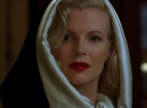 KIM BESINDŽER JE VAŽILA ZA NAJLEPŠU ŽENU NA SVETU: Dugo je nema u javnosti, a kada su je paparaci najzad uslikali usledio je tajac, mnogi su je jedva prepoznali! (FOTO)