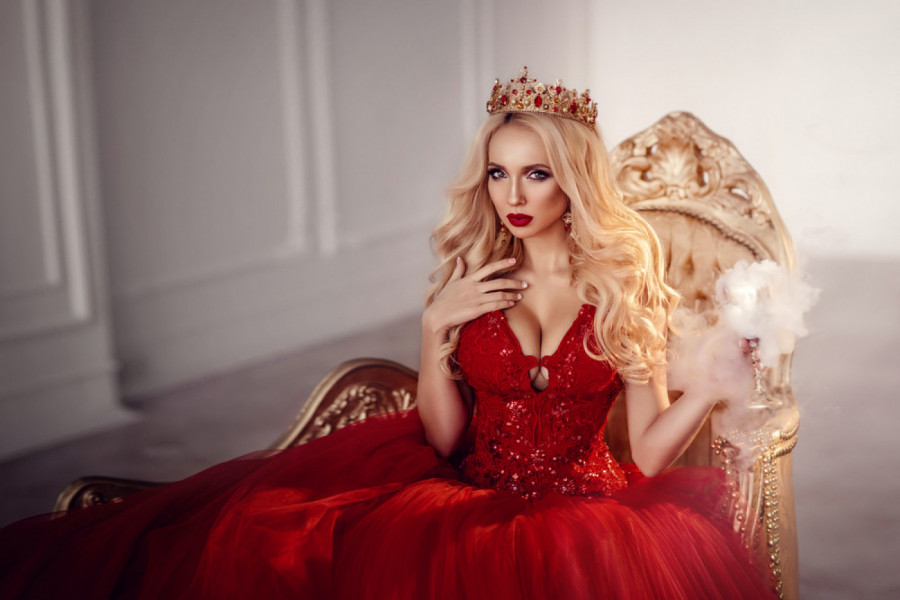 3 HOROSKOPSKA ZNAKA SU PREDOREĐENA DA BUDU VLADARI: Njima se smeši kraljevska kruna!