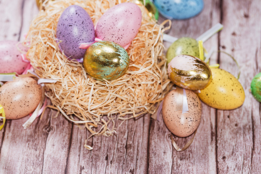OVO JE 25 NAJKREATIVNIJIH NAČINA ZA FARBANJE USKRŠNJIH JAJA: Neka se svi dive vašoj prazničnoj trpezi (VIDEO)