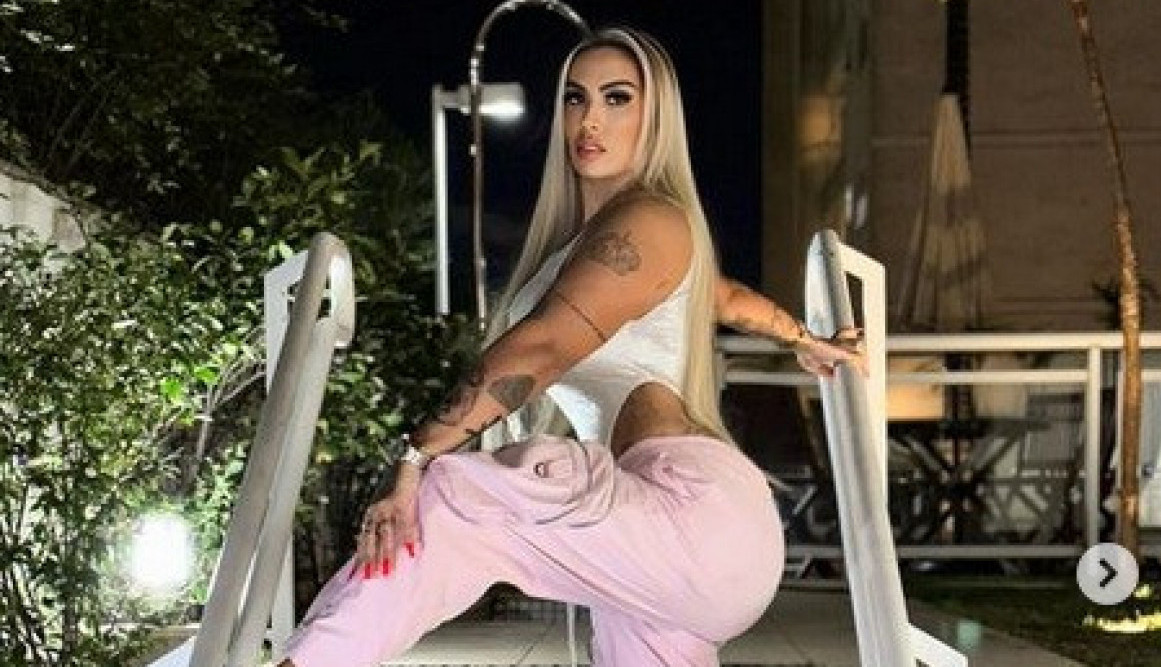 TRUDNOJ SU MI TRAŽILI DA IM PRODAJEM MAJČINO MLEKO! Zvezda platforme za odrasle otkrila jezive detalje sa čime se sve suočavala! (FOTO)