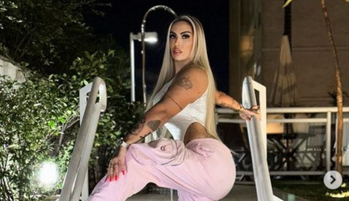 TRUDNOJ SU MI TRAŽILI DA IM PRODAJEM MAJČINO MLEKO! Zvezda platforme za odrasle otkrila jezive detalje sa čime se sve suočavala! (FOTO)