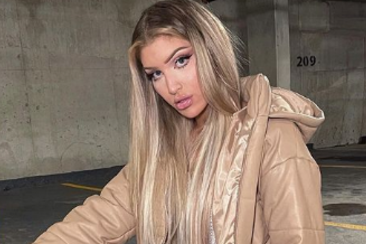 ZA OVOM PLAVUŠOM SVI ŽUDE DOK NE OTKRIJU NJENU TAJNU: Godinama ne može da nađe dečka, evo šta je razlog (FOTO)