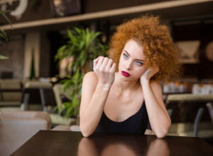 DA LI SU VAM NOKTI TANKI I LOMLJIVI: Ovo su najčešći razlozi s kojima se suočava svaka druga žena kod koje se javljaju ovi problemi!