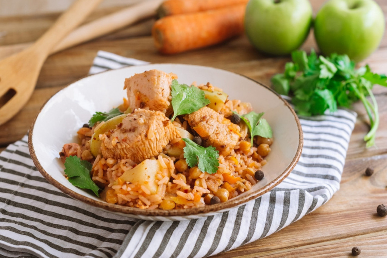 PILAV SA ĆURETINOM I ŠAFRANOM: Domaće jelo na nešto drugačiji način!