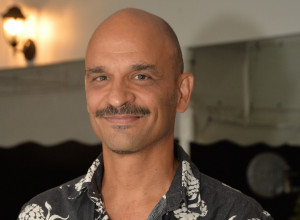 OVAKO IZGLEDAJU SUPRUGA I ĆERKA IVANA JEVTOVIĆA: Ove lepotice su glumčeva oaza sreće, nikad ih ne viđamo u medijima (VIDEO)