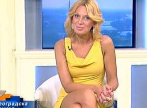 DUGONOGA VODITELJKA RTS-a OBJAVILA FOTOGRAFIJU O KOJOJ SVI BRUJE: Rešena je dilema prirodnog izgleda Slađane Tomašević! (FOTO)