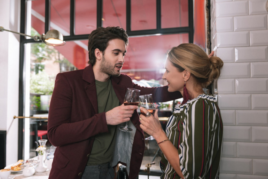 PRIJATELJI ME SE GADE ZBOG TOGA ŠTA RADIM SA MLAĐIM MUŠKARCIMA: Posle braka dugog 18 godina rešila sam da promenim sve, nisam ni znala da moje telo ovo može!