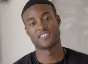 ON JE NAJPOŽELJNIJI MUŠKARAC NA TINDERU: A sada je otkrio 3 svoje tajne i kako mu uspeva da osvoji tolike žene (FOTO)