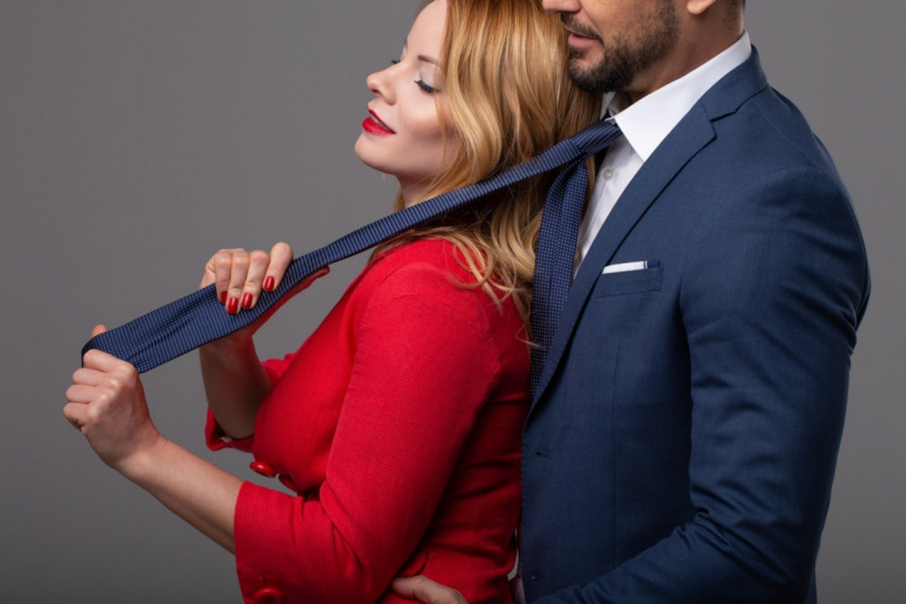 GODINAMA IMAM AFERU SA MAJKOM NAJBOLJEG DRUGA, a sada mi je otkrila nešto što me je porazilo! Moj život se raspada, nisam bio spreman za ovo!