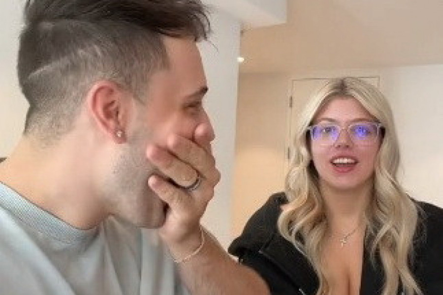 PRED VERENICOM JE POZVAO NJENU SESTRU I IZJAVIO JOJ LJUBAV: Želeli su samo da se našale, ali je usledio šok kakvom se nisu nadali, kada su čuli ove reči SKAMENILI SU SE! (VIDEO)