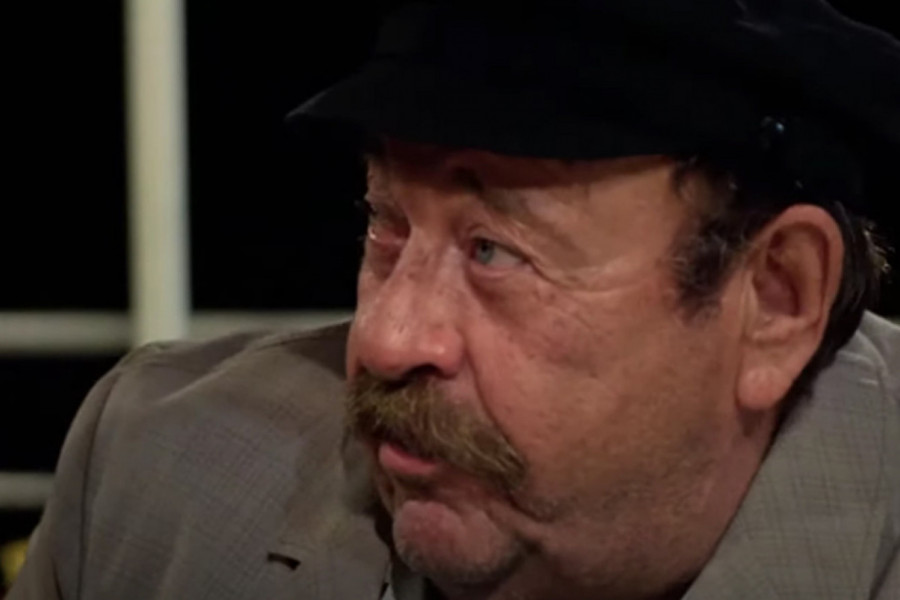 Tako sam ja u životu naučio 3 stvari... Nikad ne obećavaj kad si srećan; Nikad ne odlučuj kada si tužan i nikad ne govori kada si ljut.