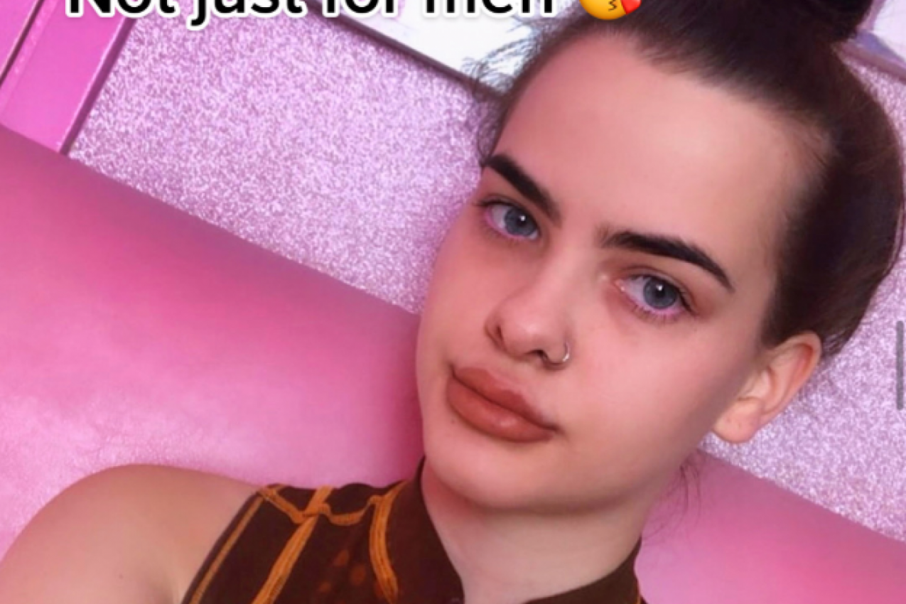 PROGOVORILA DEVOJKA KOJA JE TRPELA NASILJE U ŠKOLI ZBOG MANJKA KOSE: Sada je potpuno druga osoba, njena transformacija je neverovatna! (FOTO)