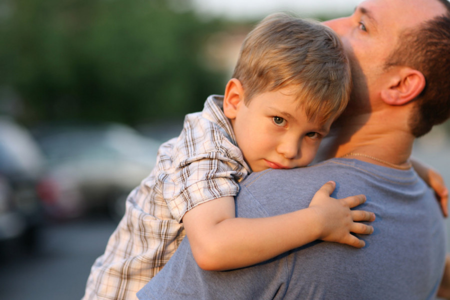 EVO ŠTA SE KRIJE IZA STIDLJIVOSTI KOD DECE: Naučnici su pokazali kako mališani reaguju na stvari koje ih okružuju (FOTO)