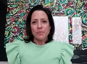 IVANU JE MUŽ NAKON RAZVODA OSTAVIO BEZ NOVCA I KROVA NAD GLAVOM: Sada mora da joj isplati 204.000 evra, razlog je neverovatan (FOTO)