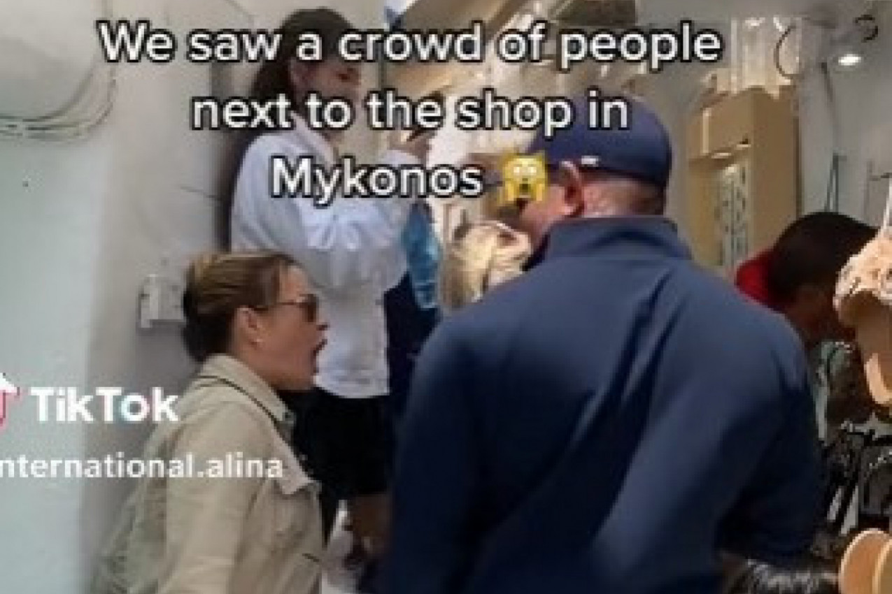 TURISTI SU U NEVERICI GLEDALI U SCENU KOJA SE ODVIJALA NASRED PRODAVNICE: U trenu je nastala opšta pomama, kako je moguće da se ovo dešava? (VIDEO)