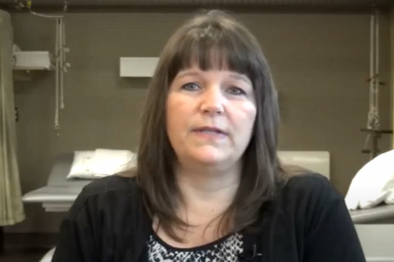 MOŽDANI UDAR DOBILA JE TOKOM VOŽNJE I SVE ZABELEŽILA KAMEROM: Žena je apelovala da se obrati pažnja na ove netipične simptome koje je ona ignorisala (VIDEO)