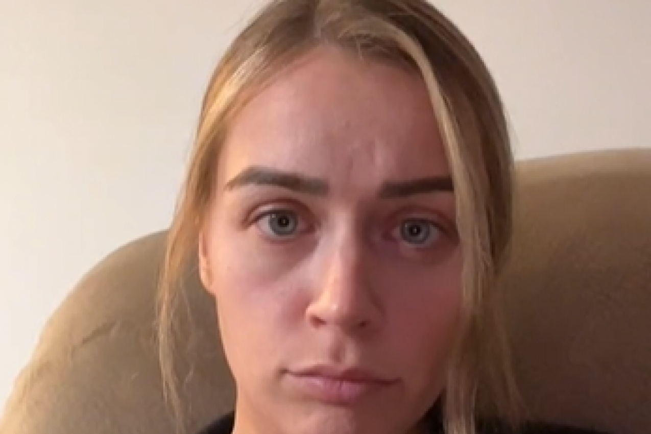 ŽELELA JE LEPE I ELEGANTNE NOKTE, A IZ SALONA JE IZAŠLA GUŠEĆI SE U SUZAMA: "Sada mi svi kažu da izgledaju kao zubi!" (FOTO/VIDEO)