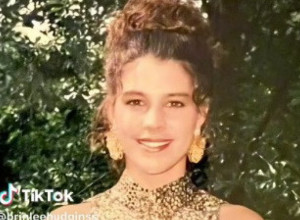 KADA SE POJAVILA NA MATURSKOJ VEČERI, SVI SU GLEDALI U NJENU STARU HALJINU: Zbog ove devojke većina majki nije mogla da zadrži suze (VIDEO)