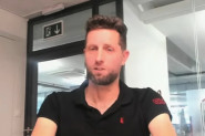 12 GODINA JE BIO PRIKOVAN ZA KOLICA: A onda se dogodilo čudo nakon što je pristao da učestvuje u eksperimentu ! (VIDEO)