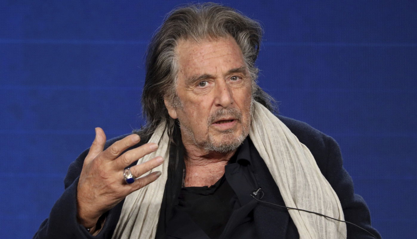 Nemam vremena da mrzim one koji mene mrze, previše sam zauzet onima koji me vole.