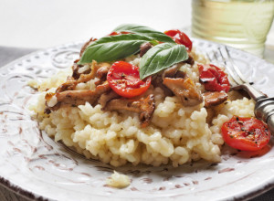 NIŠTA ZDRAVIJE NISTE PROBALI OD LISIČARKI S PIRINČEM: Jednostavno, a zdravo jelo, pogodno za vegetarijance!