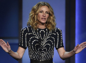 DA LI VERUJETE DA JE OVO DETE DŽULIJE ROBERTS? Čuvena glumica s ćerkom bila na koncertu, svi pričaju o tome na koga liči! (FOTO)