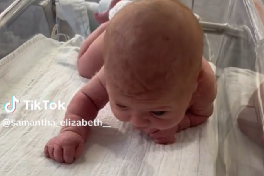 PORODILA SE I BEBA JE BILA PORED NJE U KREVETIĆU U BOLNICI: Ali kada se jednog jutra probudila vrisnula je od zaprepašćenja: Da li je ovo normalno? (FOTO/VIDEO)