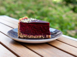 SIROVA TORTA, NIKAD UKUSNIJA, ALI I ZDRAVIJA: Sprema se očas posla, uživaćete u svakom zalogaju!