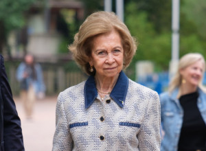 KOGA TO LJUBI ŠPANSKA KRALJICA? Vremešna Sofija (84) uhvaćena u zoo-vrtu u nesvakidašnjem trenutku, svi mediji su brujali o ovome! (FOTO/VIDEO)