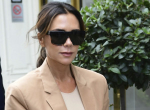 SKANDAL ZBOG NAJNOVIJE KREACIJE VIKTORIJE BEKAM! Da li biste vi ovo ikad obukli? Evo kako izgleda donji veš od vune! (FOTO)