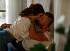 EVO KOLIKO JE POTREBNO DA TRAJE INTIMNI ODNOS KAKO BI ŽENE DOŽIVELE VRHUNAC: Jedan podatak porazio je sve muškarce!