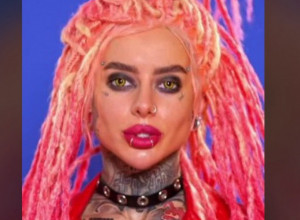 LJUDI SU SE SKAMENILI KADA SU SHVATILI ŠTA SE SKRIVA IZA OVE DEVOJKE: Odlučila je da ošiša dredove, prekrije tetovaže, izvadi sočiva i doživi TOTALNU TRANSFORMACIJU! (VIDEO)